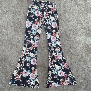FOREVER 21 Floral bell bottom leggings